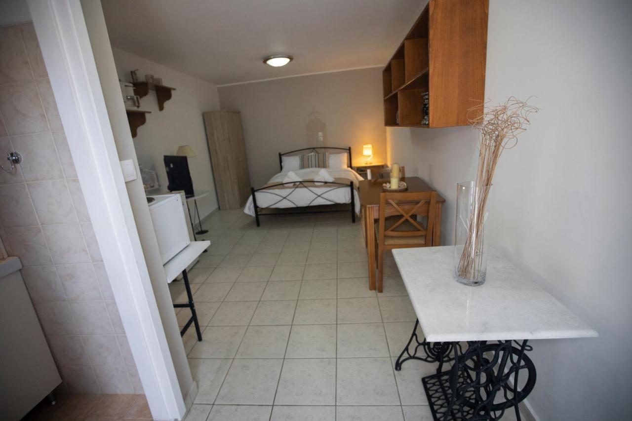 Syros Moments Apartment Ermoupoli Bagian luar foto